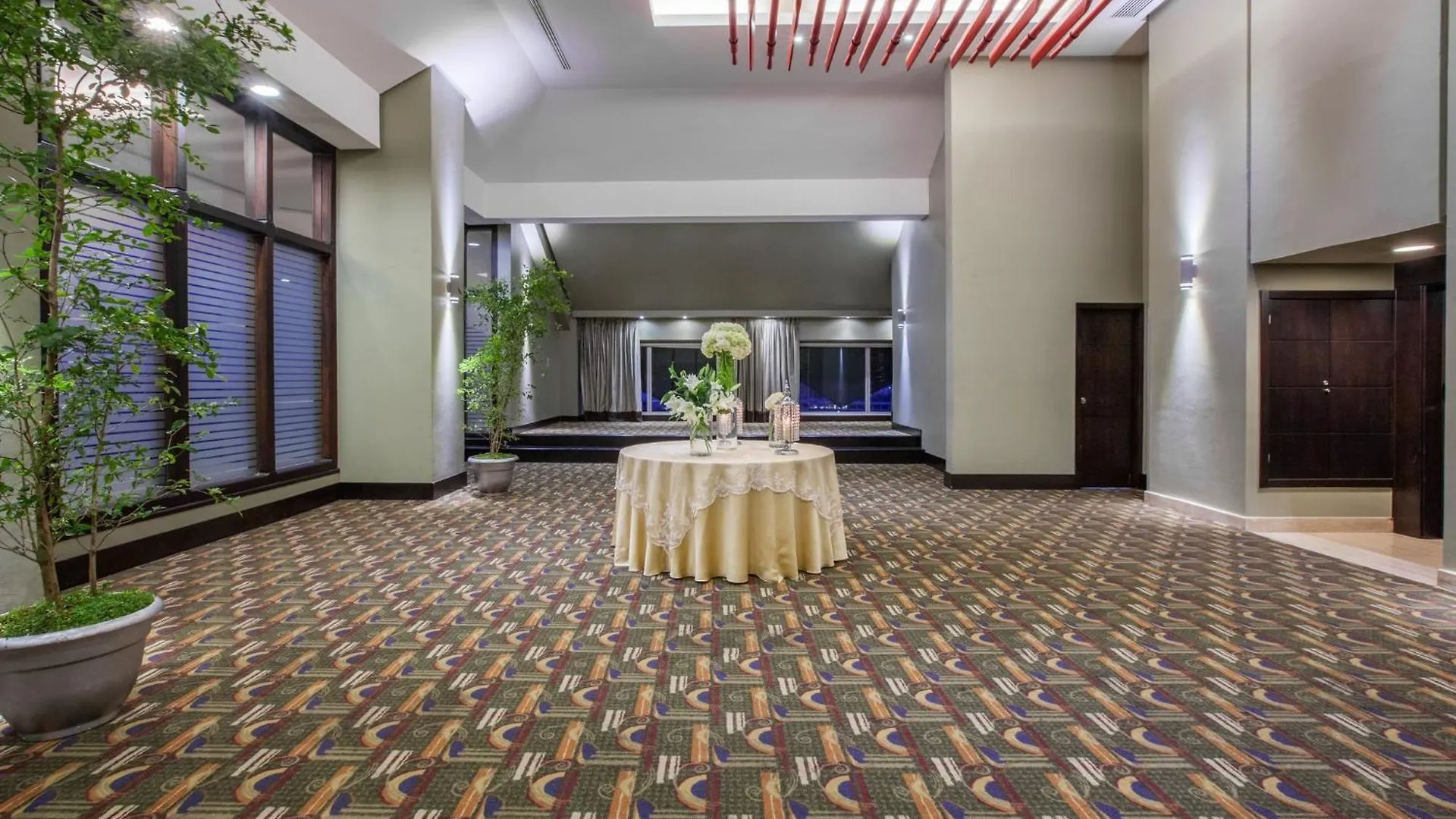 Crowne Plaza Santo Domingo, an IHG Hotel