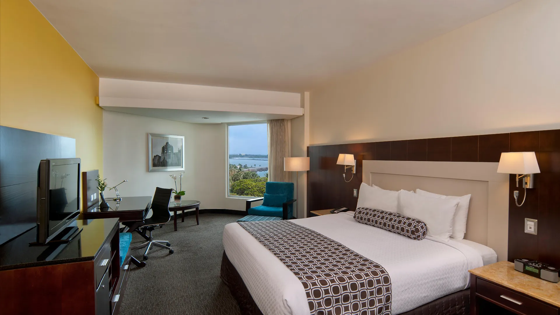 Crowne Plaza Santo Domingo By Ihg Hotel 5*,  Dominican Republic
